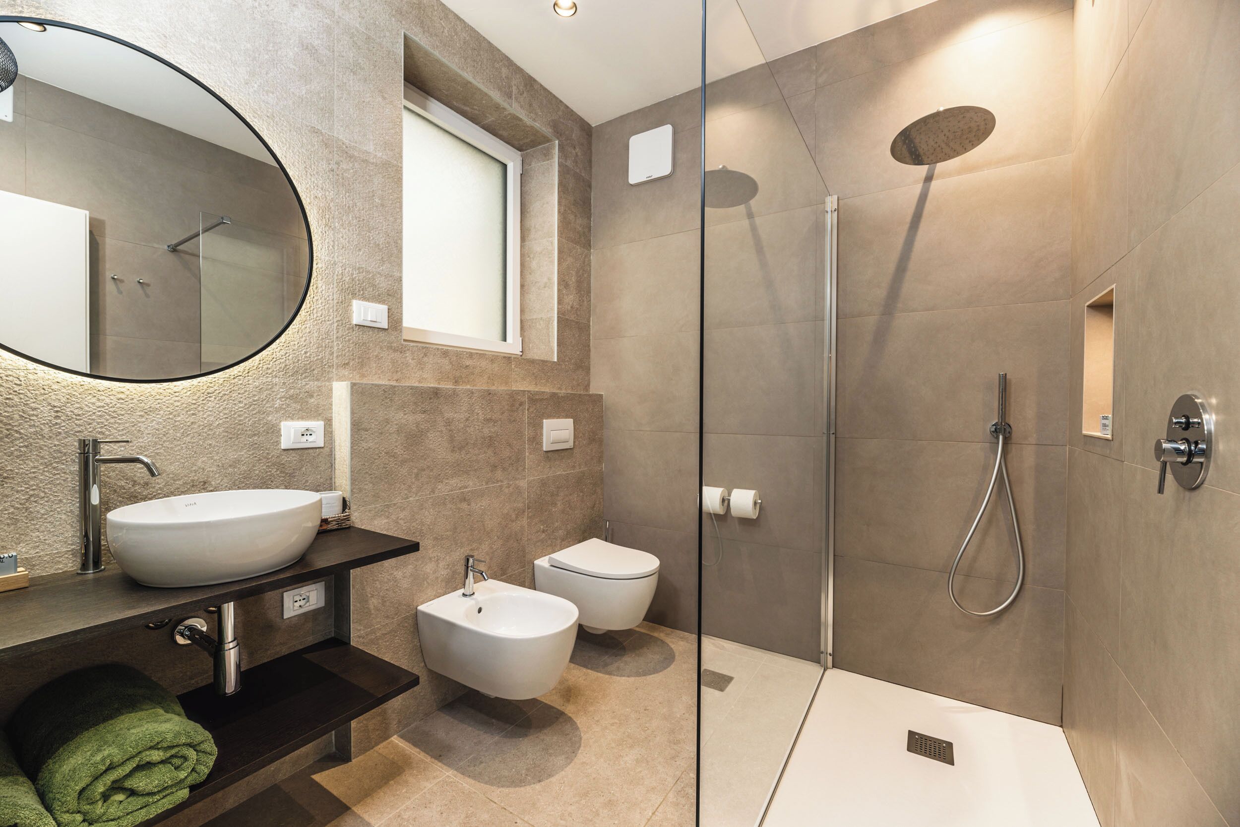 Shower, rainfall showerhead, eco-friendly toiletries, hair dryer