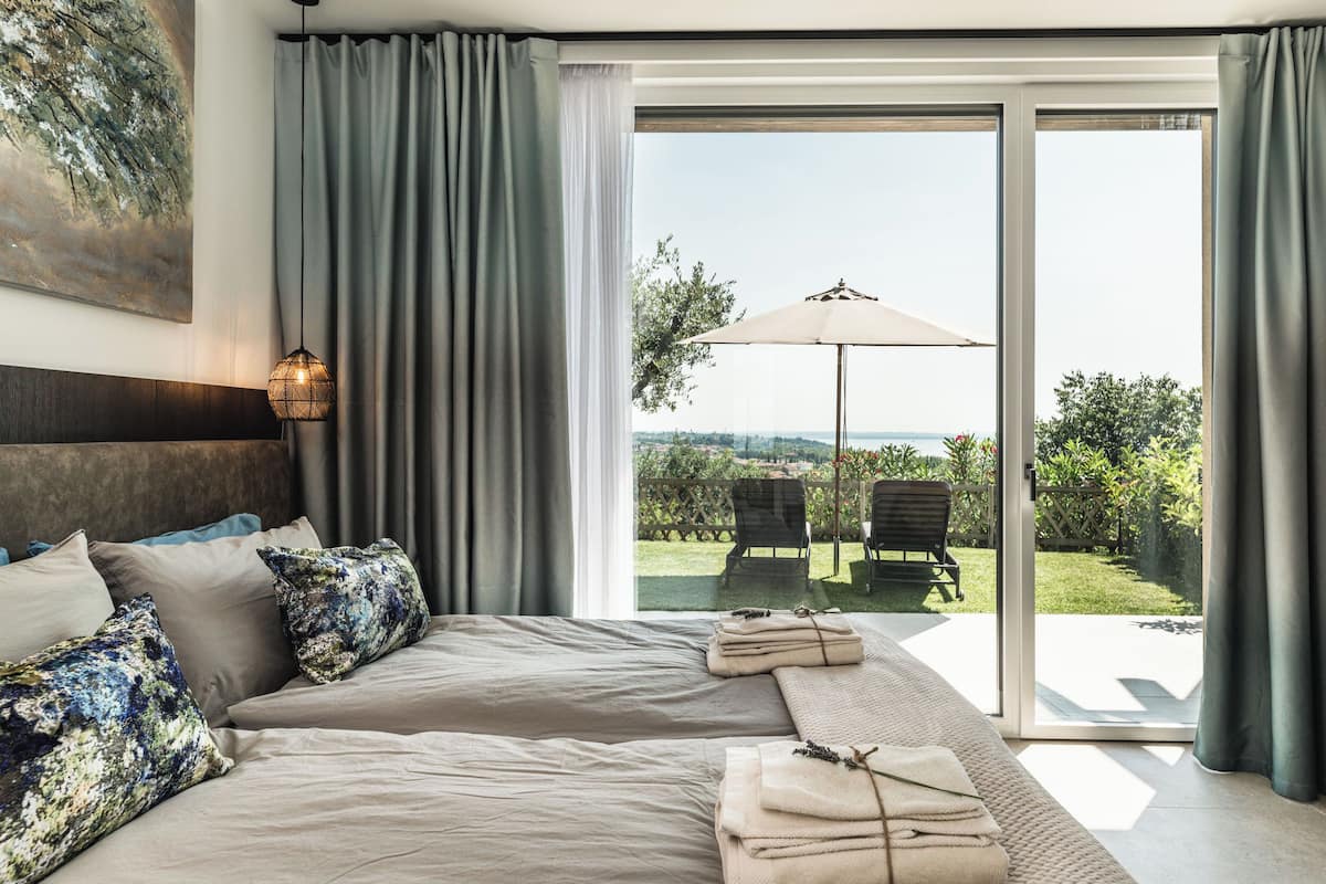 Premium bedding, down duvets, pillow-top beds, in-room safe