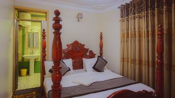 2 phòng ngủ, màn/rèm cản sáng, truy cập Internet không dây miễn phí