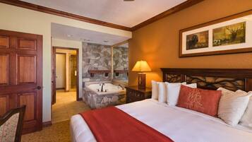 2 bedrooms, in-room safe, desk, iron/ironing board