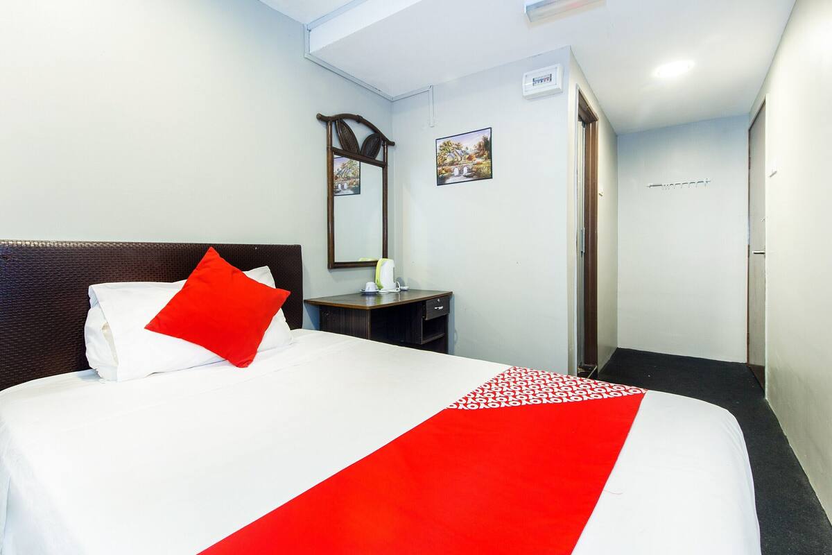 Habitación doble superior | Wifi gratis y ropa de cama