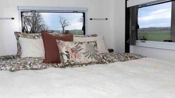 1 habitación, wifi y ropa de cama