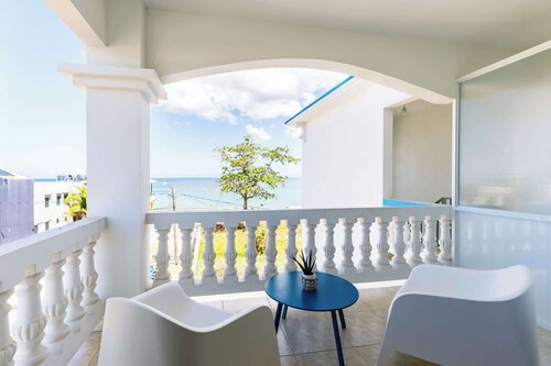 Aguada Ocean Club 3B - 2 Bed 1 Bath Suite