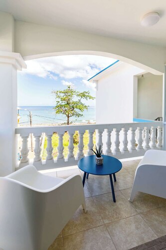 Aguada Ocean Club Apt 3B - 2 Bed 1 Bath Suite