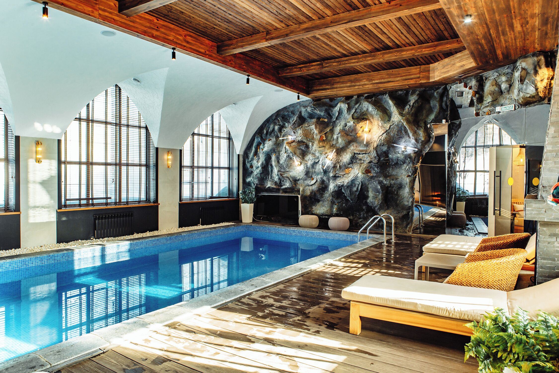 Una piscina techada