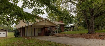 Harrison Bay State Park - Bring your own boat! 12-acres with a fishing pond on site