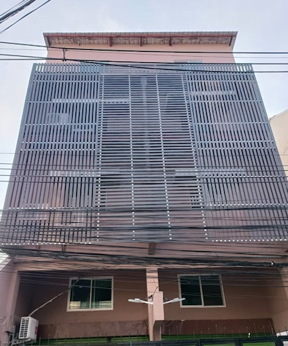 OYO 75416 Rama3 Sunrise Hostel