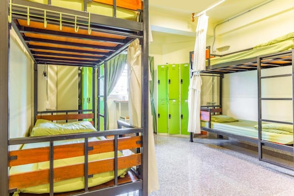 Shared Dormitory, Women only | Free WiFi, bed sheets