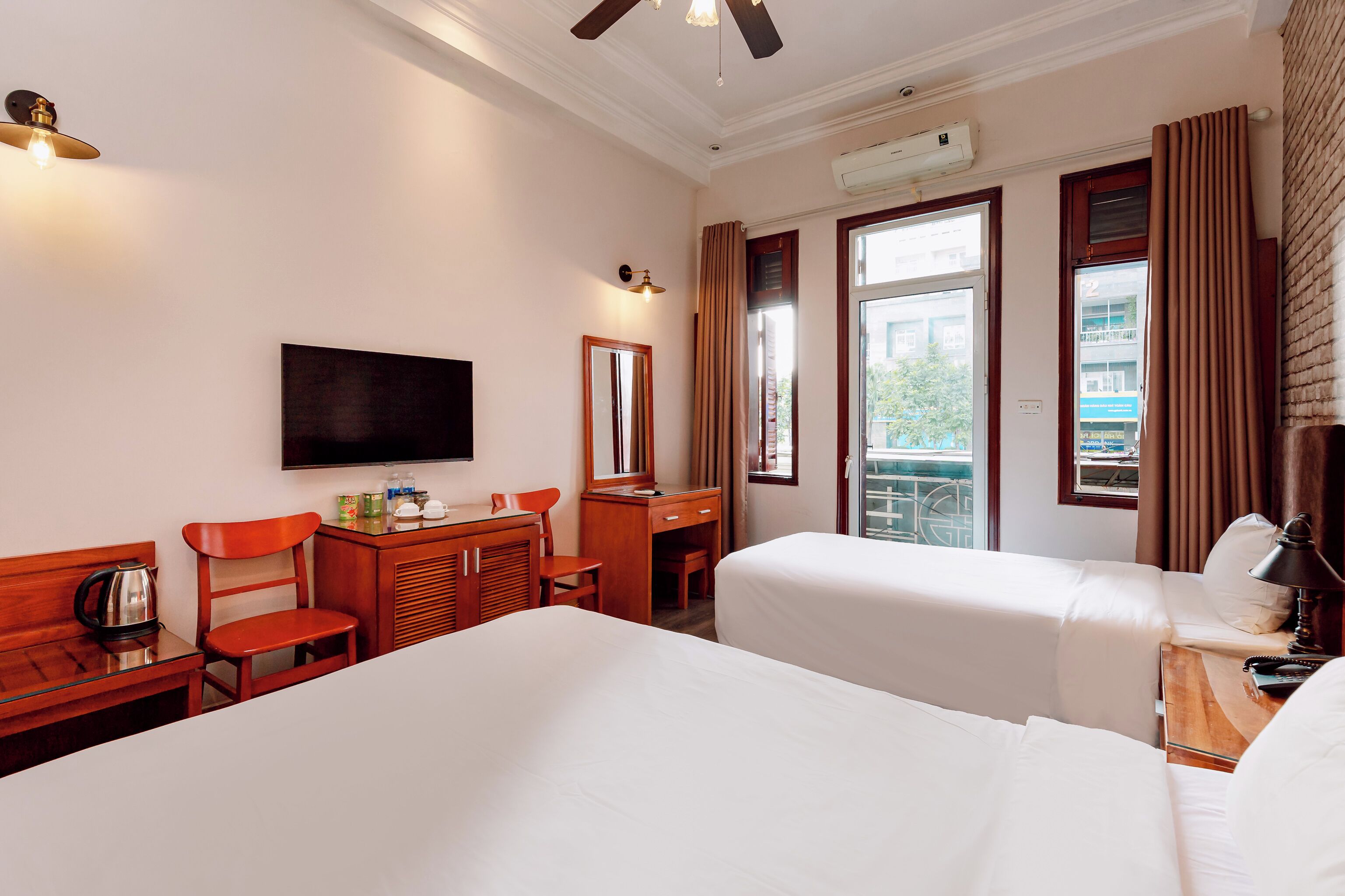 Photo - Super OYO Capital O 1173 Le Grand Hanoi Hotel - The Ruby
