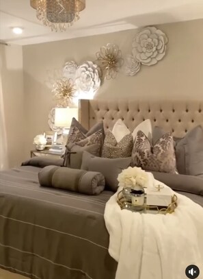 1 bedroom, individually decorated, individually furnished, desk