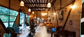 Lake Camp Resort