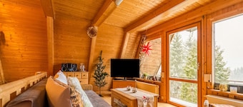 Cozy Forest Hideaway in Suhl