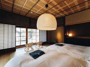 ห้องทราดิชันนัล, ปลอดบุหรี่ (Japanese-Western, BAIGETSUAN) | ห้องพักตกแต่งอย่างมีเอกลักษณ์, ตกแต่งพิเศษโดยเฉพาะ, Wi-Fi ฟรี