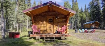 1 Bd. Deluxe Log Cabin | View Northern Lights!