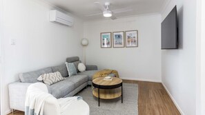 Téléviseur, livres