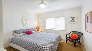 4 Schlafzimmer, Bügeleisen/Bügelbrett, WLAN