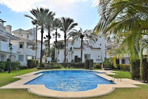 Pool - Standard 2 Bedroom Ground Floor Apartment F-3 (Marbella)