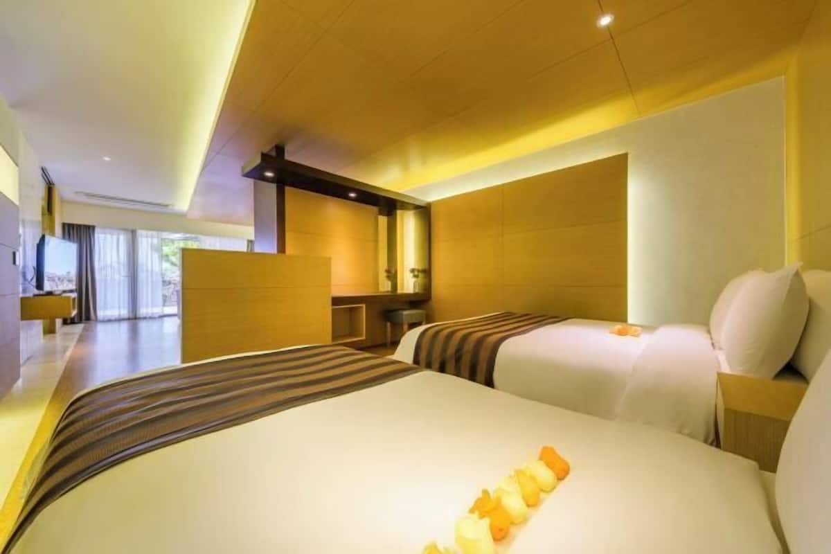 1 Schlafzimmer, hochwertige Bettwaren, Daunenbettdecken