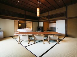 Standard Room, Non Smoking, Garden View (USUI, 102) | Individually decorated, individually furnished, free WiFi, bed sheets