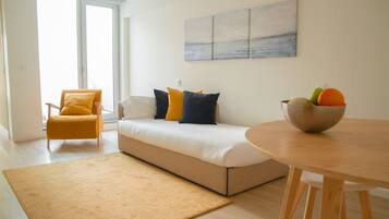 Standard Apartment | Iron/ironing board, free WiFi, bed sheets