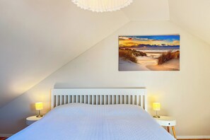 1 غرفة نوم ومكتب وسرير سفر وواي فاي مجانًا