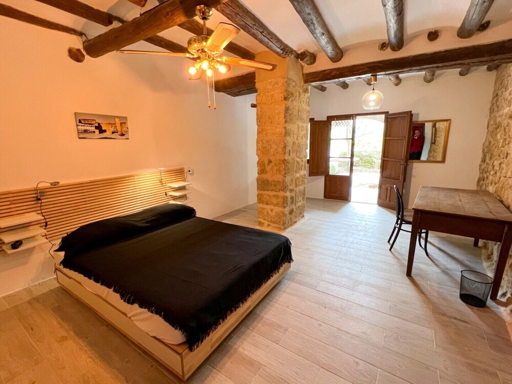 Antiguo Molino Apartment with over 200sqm (former olive mill) Arnes