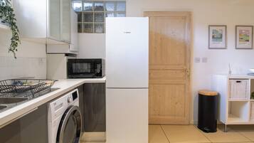 Microwave, oven, dishwasher