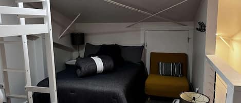 3 dormitorios, tabla de planchar con plancha, wifi y ropa de cama