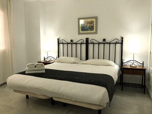 2 makuuhuonetta, Wi-Fi, vuodevaatteet