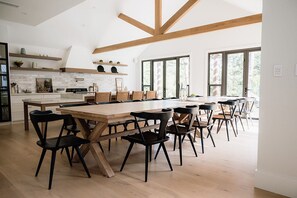 Dining - Berry Luxury Barn House  (Berry)