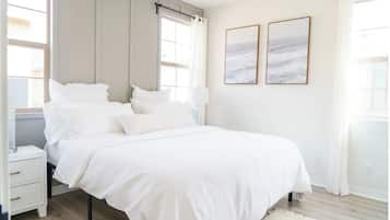 3 bedrooms, desk, free WiFi, bed sheets