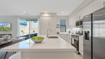 Fridge, microwave, oven, dishwasher