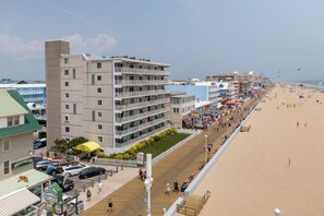 Beach - Two bedroom condo on the boardwalk! (Ocean City)