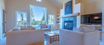 Bunkbeds, Private Back Deck near Grand Targhee