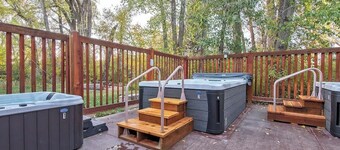 Modern Remodel Top Level Corner Unit with Hot Tubs