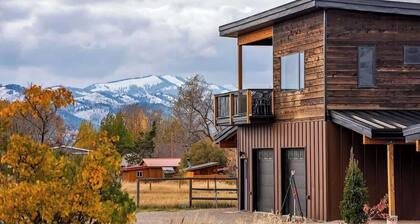 Teton Homestead: Downtown, Near Parks & Resorts