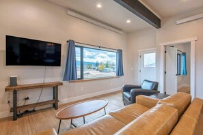 Smart TV, books, offices