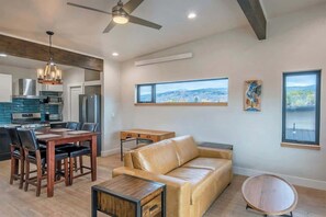 Smart TV, books, offices