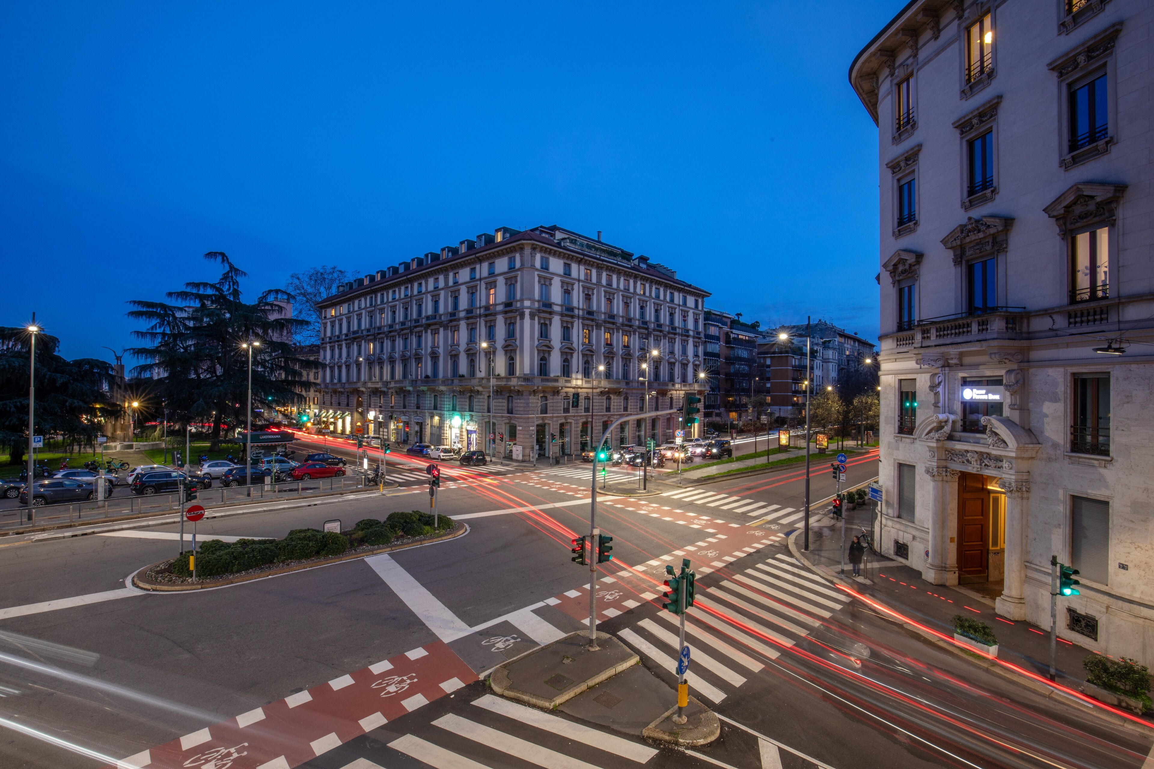 Photo - Daplace - Corso Monforte Suites