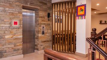 Elevator