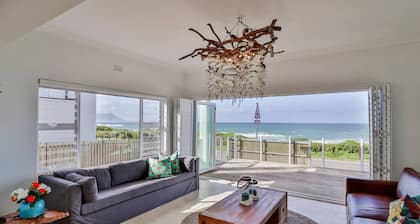 78 Beach Road | Oceanfront | Small pool | Sea view