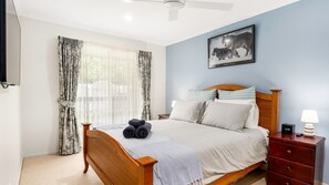 3 Schlafzimmer, Bügeleisen/Bügelbrett, Reisekinderbett, Internetzugang