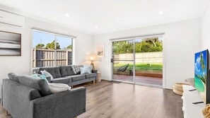 تلفزيون، مدفأة