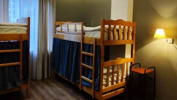 Dormitorio compartido | Wifi gratis