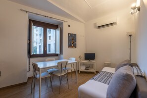 1 quarto, ferros/tábuas de passar roupa, Wi-Fi de cortesia