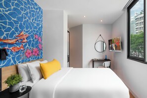 In-room safe, desk, free WiFi, bed sheets