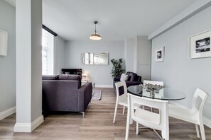 Căn hộ cơ bản | Khu phòng khách