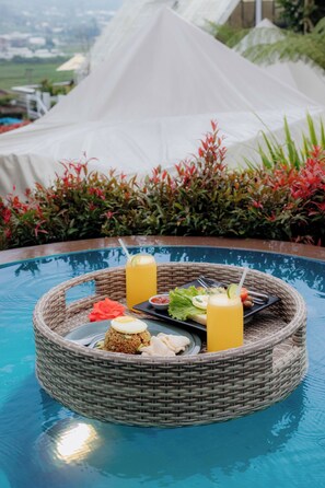 Free daily continental breakfast - Alamu  (Bedugul)