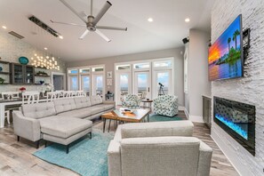 Flat-screen TV, fireplace