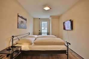 2 chambres, fer et planche à repasser, accès au Wi-Fi (inclus)